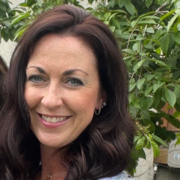 Meet your Posher, Amy - Picture 1 of 1